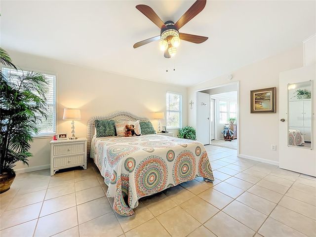 3574 MANATEE ROAD, Tavares, FL 32778