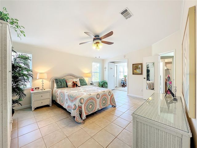 3574 MANATEE ROAD, Tavares, FL 32778