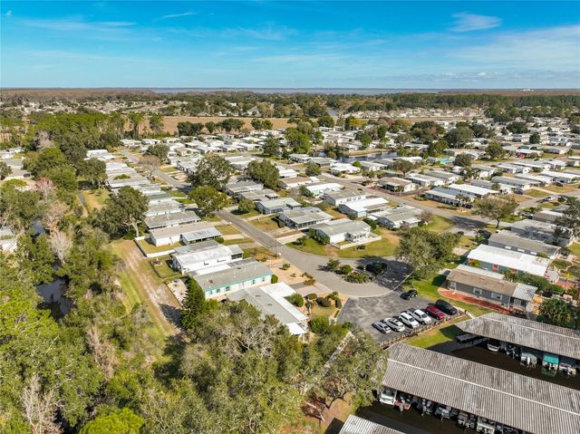 3574 MANATEE ROAD, Tavares, FL 32778