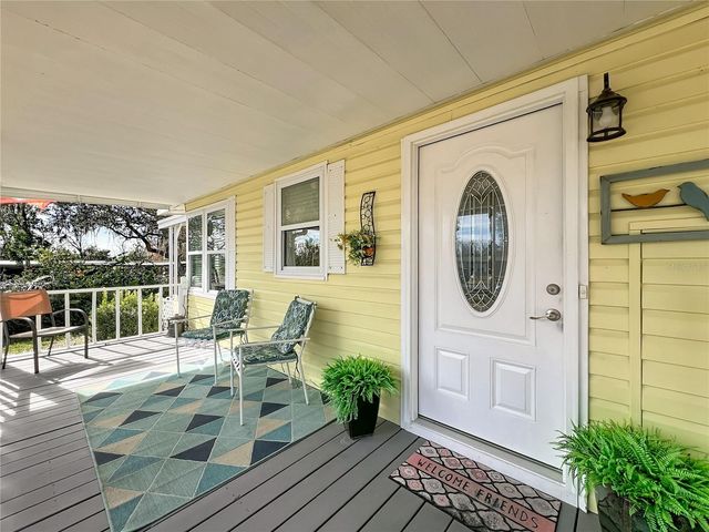 3574 MANATEE ROAD, Tavares, FL 32778