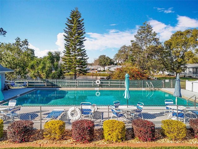 3574 MANATEE ROAD, Tavares, FL 32778