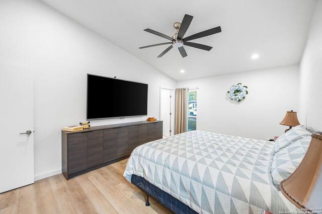 12319 LA ALBADA ST, San Antonio, TX 78233