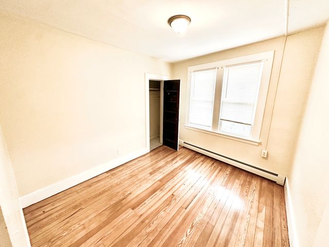 1019 West Main Street 3L, Waterbury, CT 06708