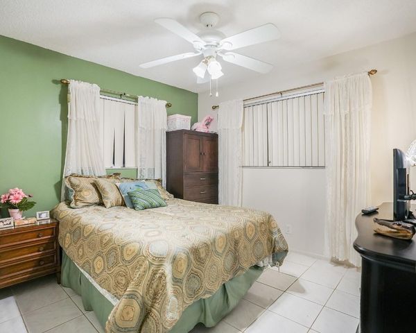 4929 NW 53rd Street, Tamarac, FL 33319