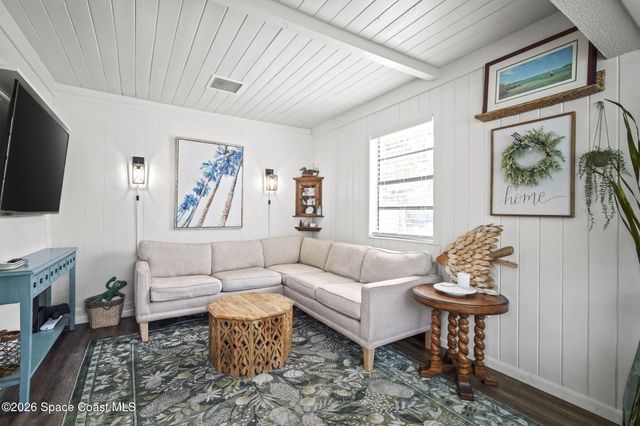 1377 Earl Drive, Merritt Island, FL 32952