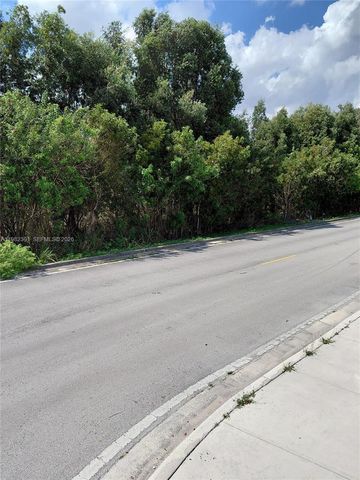 168xx 45th Street, Miami, FL 33185
