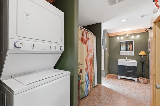 4218 N Maple St, Spokane, WA 99208