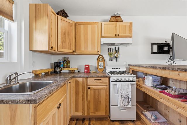 4218 N Maple St, Spokane, WA 99208