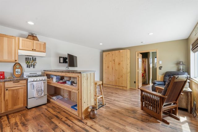 4218 N Maple St, Spokane, WA 99208