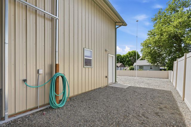 4218 N Maple St, Spokane, WA 99208