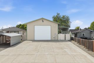 4218 N Maple St, Spokane, WA 99208