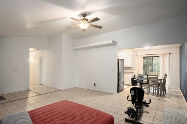 3670 W Fedora Avenue, Fresno, CA 93722