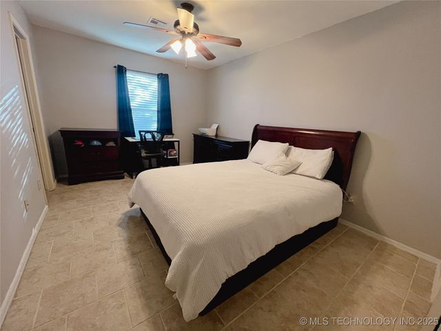 1707 S 139th East Avenue, Tulsa, OK 74108