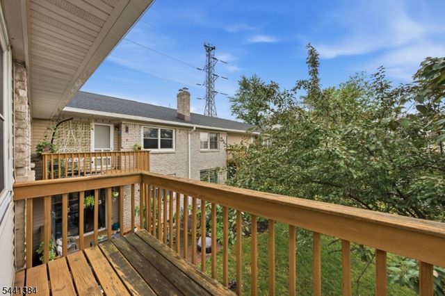 1005 Robin Rd, Hillsborough Twp., NJ 08844