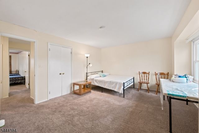 1005 Robin Rd, Hillsborough Twp., NJ 08844