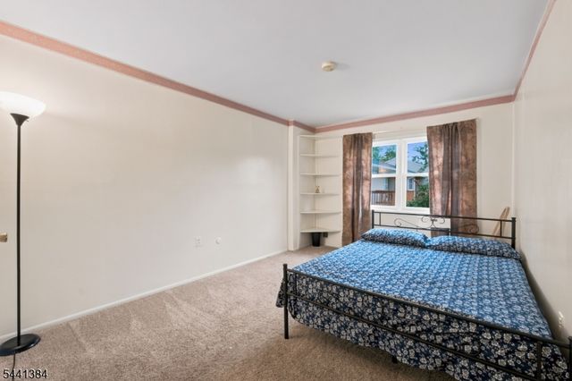 1005 Robin Rd, Hillsborough Twp., NJ 08844