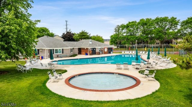 1005 Robin Rd, Hillsborough Twp., NJ 08844
