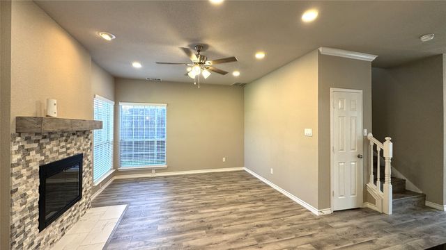 7606 Glenstone Street, Rowlett, TX 75089