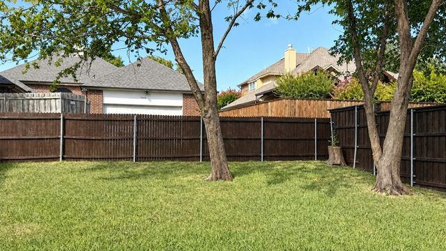 7606 Glenstone Street, Rowlett, TX 75089