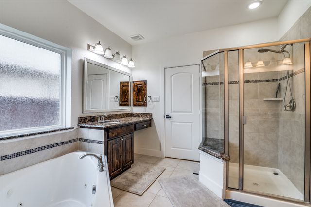 5716 Broadgreen Road, Frisco, TX 75035