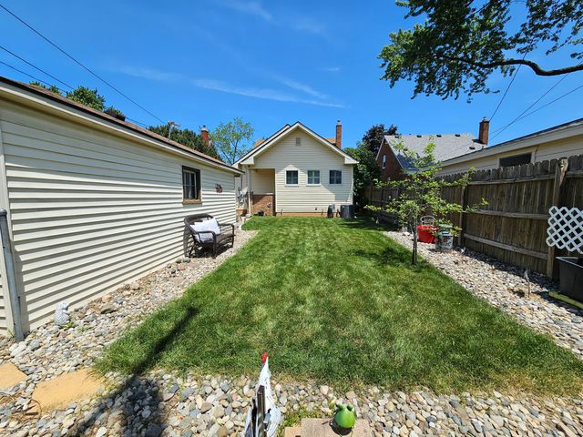 15641 O Connor Avenue, Allen Park, MI 48101