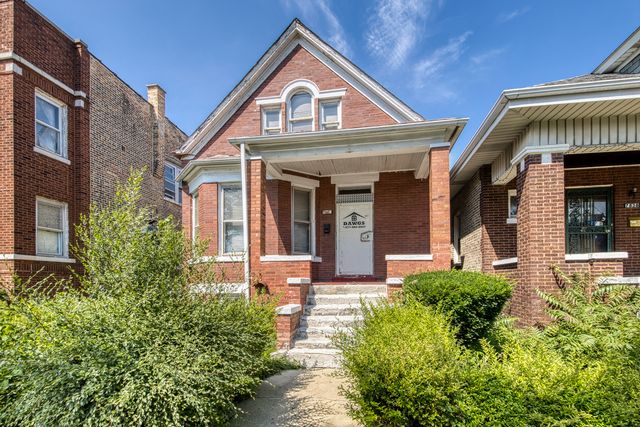 7842 S May Street, Chicago, IL 60620