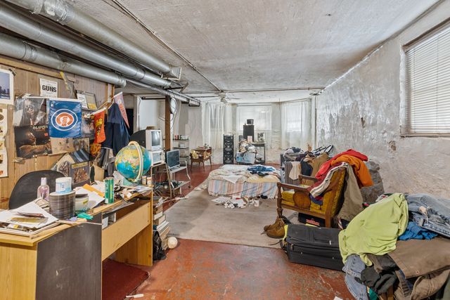 7842 S May Street, Chicago, IL 60620