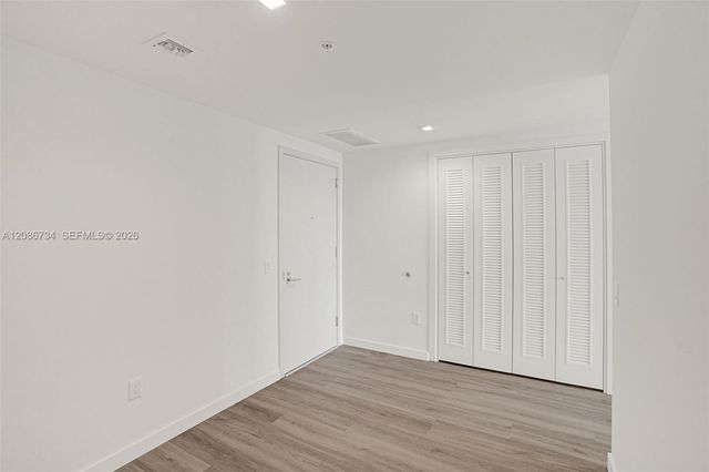 1170 E Hallandale 1003, Hallandale Beach, FL 33009