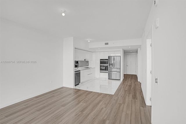 1170 E Hallandale 1003, Hallandale Beach, FL 33009