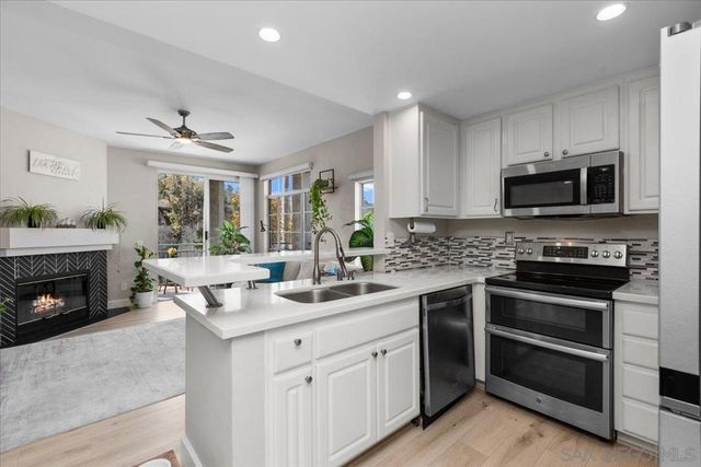 2150 Camino de la Reina 4204, San Diego, CA 92108