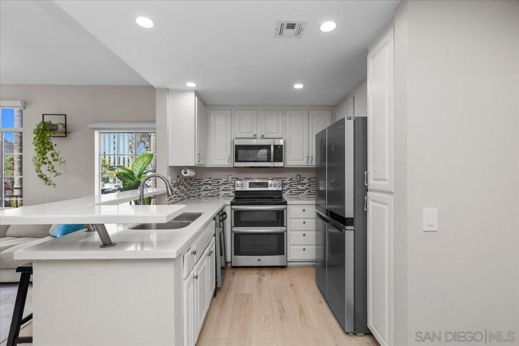 2150 Camino de la Reina 4204, San Diego, CA 92108 — photo 5