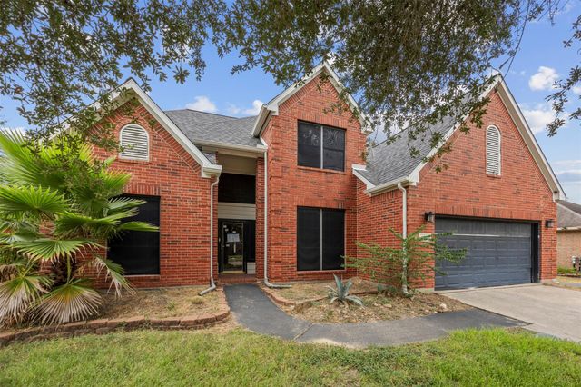 122 Mossey Oak Drive, Baytown, TX 77520