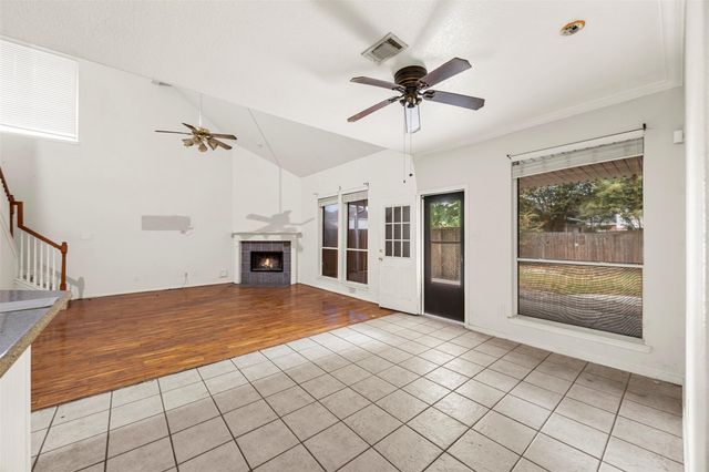 122 Mossey Oak Drive, Baytown, TX 77520
