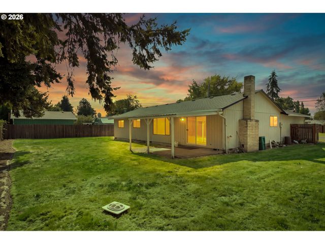 1091 Ne SUNRISE Ln, Hillsboro, OR 97124