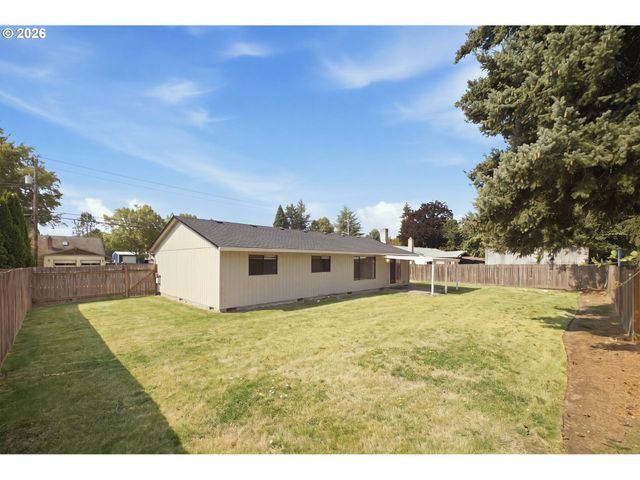 1091 Ne SUNRISE Ln, Hillsboro, OR 97124