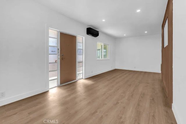 841 S Lyon, Hemet, CA 92543