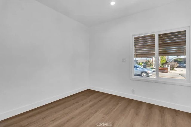 841 S Lyon, Hemet, CA 92543