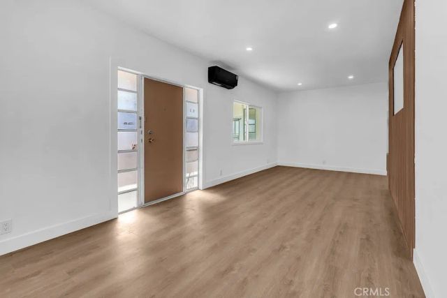 841 S Lyon, Hemet, CA 92543