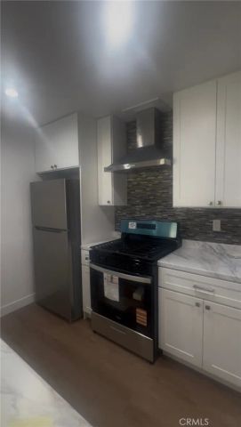 841 S Lyon, Hemet, CA 92543