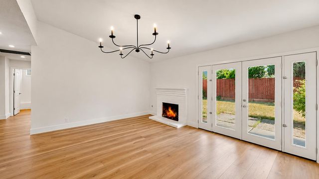 205 Oakhurst Ct, Merced, CA 95340