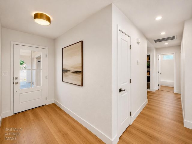 205 Oakhurst Ct, Merced, CA 95340