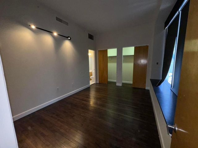 106 N High Street, 401, Columbus, OH 43215