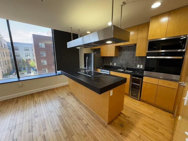 106 N High Street, 401, Columbus, OH 43215