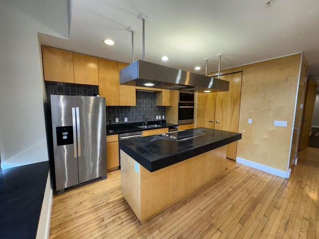 106 N High Street, 401, Columbus, OH 43215