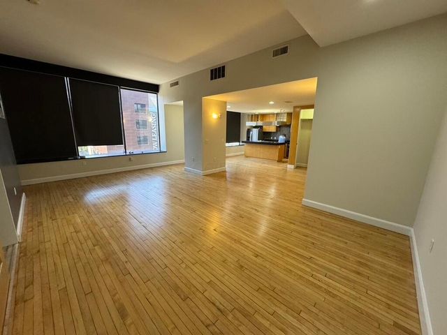 106 N High Street, 401, Columbus, OH 43215