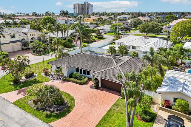 2940 NE 39th Court, Lighthouse Point, FL 33064