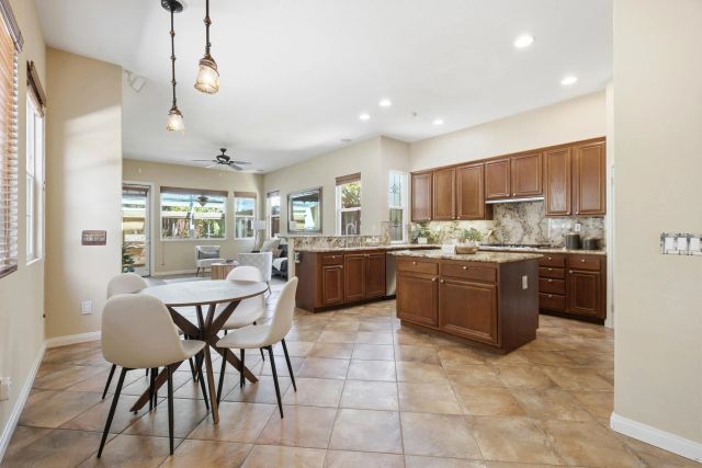 7652 Marker Rd, San Diego, CA 92130