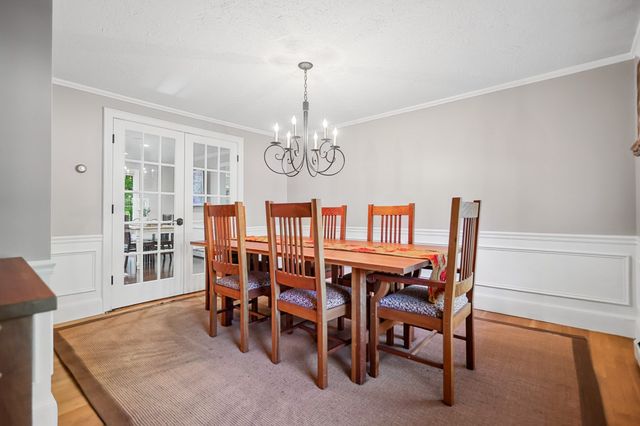 2 Holly Lane, Haverhill, MA 01835