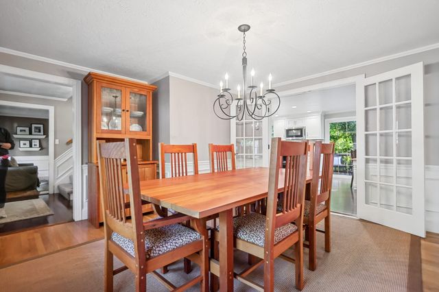 2 Holly Lane, Haverhill, MA 01835