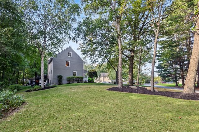 2 Holly Lane, Haverhill, MA 01835